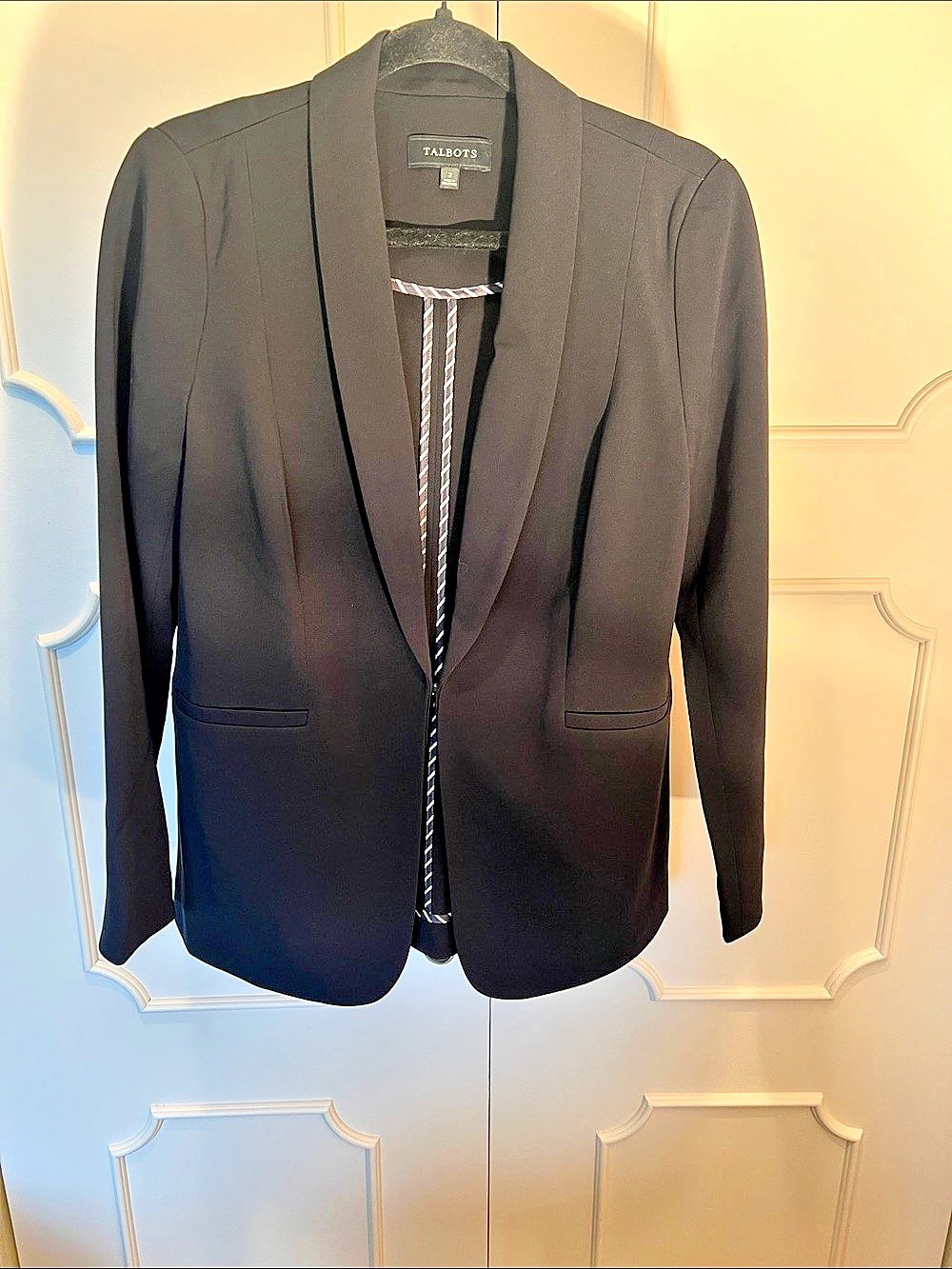 NWOT Talbots Black Blazer Size 2 Like New